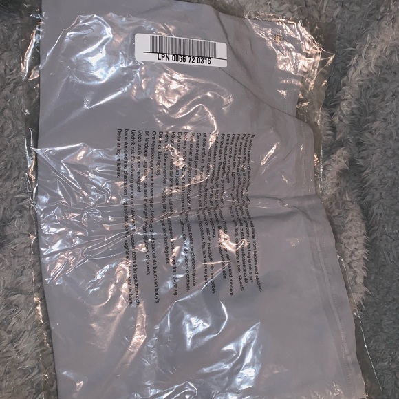 Tyra Tank Gray/Black Fabletics Medium - Picture 4 of 6